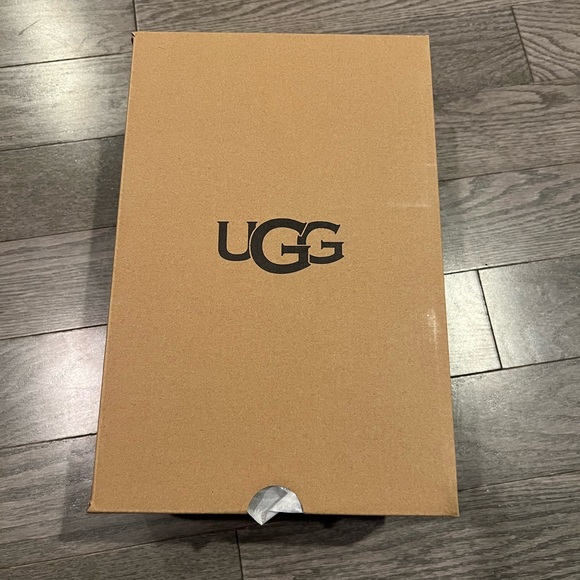 UGG Tasman Slipper 5955-GOA womens sz. （Ships out in one day） - Picture 8 of 8